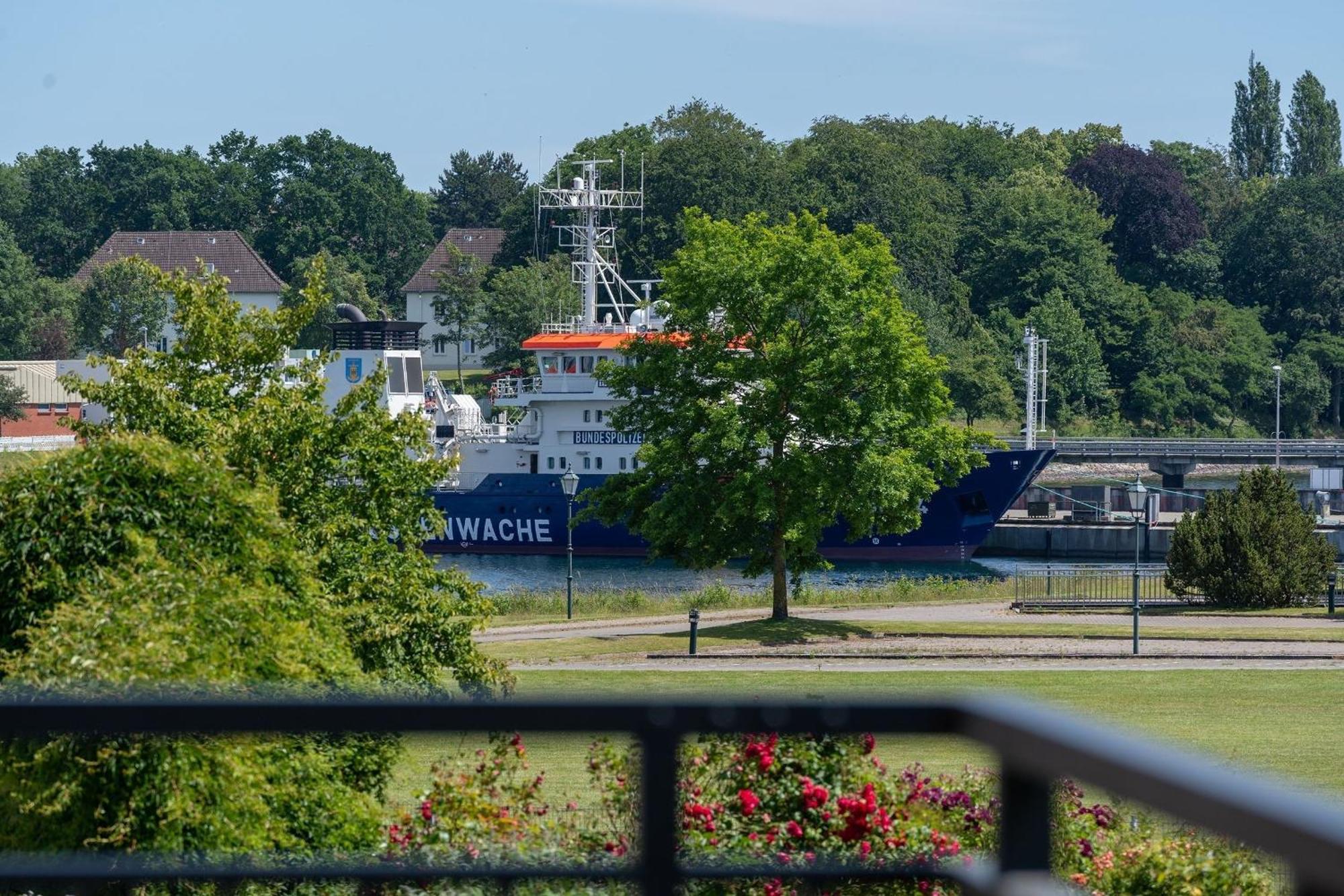 Residenz Am Yachthafen Kuestenwind Neustadt in Holstein Exterior foto